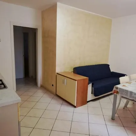 Tony In Apartment Bardolino