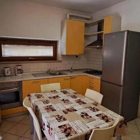 Tony In Apartment Bardolino