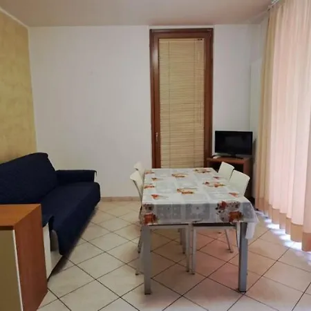 Tony In Apartment Bardolino