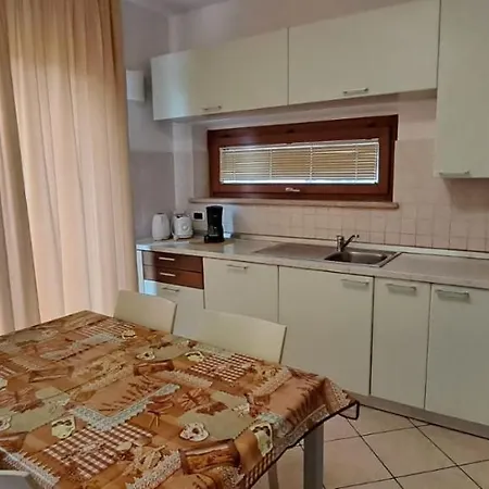Tony In Апартаменты Бардолино